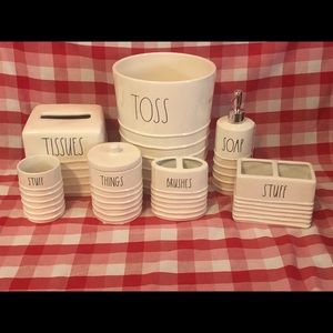 Rae Dunn complete bathroom set